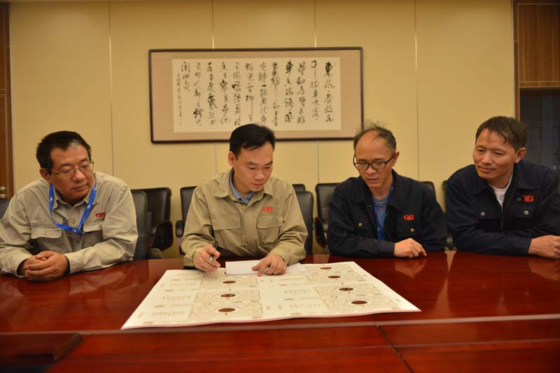 文章附图